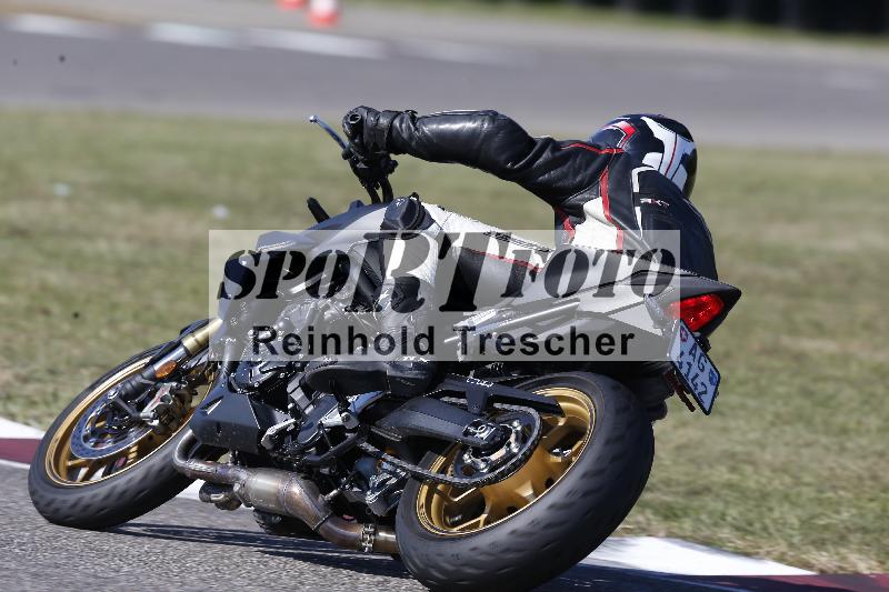 Archiv-2025/49 26.08.2025 Cornu Master School ADR/blau-bleu/29